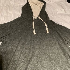 NWOT fuzzy sweatshirt
